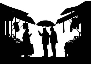 Bir siluet, insanları elinde şemsiye ve tentelerle bir market tezgahında gösterir, katıksız siyah beyaz bir sahne yaratır.