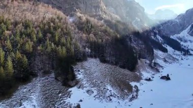 Görkemli Dolomitler manzarası, İtalya.