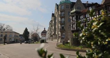 Belçika 'nın eski Bruges kasabası. Video 8K.