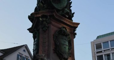 St.Gallen 'deki eski kasabanın İsviçre manzarası.