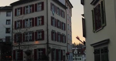 İsviçre 'deki eski kasaba St. Gallen' de yürüyüş turu.