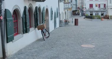 İsviçre 'deki eski kasaba St. Gallen' de yürüyüş turu.