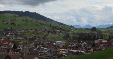 Appenzell 8k 'deki tren istasyonu.