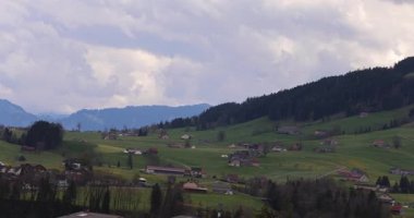 Appenzell 8k 'deki tren istasyonu.