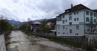 Appenzell 8k 'deki tren istasyonu.