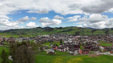 Yeni güzel manzaranın başkentinin havadan görünüşü.