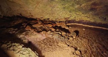 Dağlardaki güzel mağara Kristallhle Kobelwald