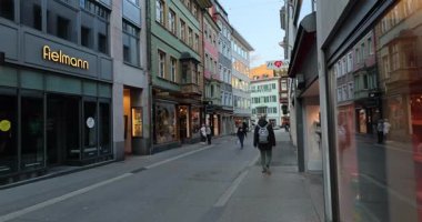  Şehrin caddelerini, İsviçre 'deki St. Gallen şehrini...