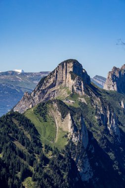 Dağların güzel manzarası