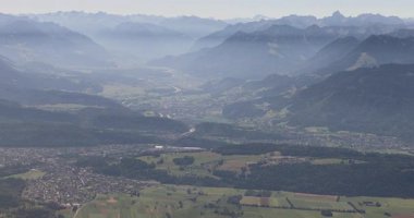 Dağların güzel manzarası