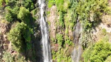 Dağlarda şelale Cascata dos Anjos