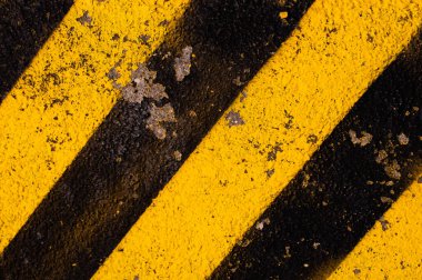 Grunge sarı ve siyah köşegen çizgileri. Endüstriyel uyarı geçmişi, uyarılar, inşaat, güvenlik. Yüksek kalite fotoğraf