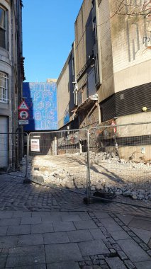  Aberdeen İskoçya 12 Mart 2022 Aberdeen Pazarı 'nın yıkımı. Nuart çalışmaları eski pazar binasında yüksek kaliteli fotoğraflarda görülebilir.