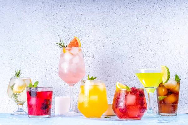 Sommar Bar Cocktails Menyn Set Med Olika Glas Varianter Drycker — Stockfoto