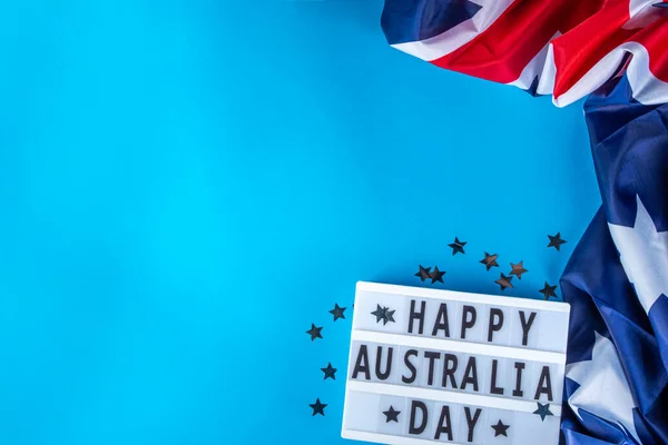 澳大利亚日贺卡背景澳大利亚国旗 文本框澳大利亚日快乐 纸红色 白色装饰 蓝色背景空间 — 图库照片