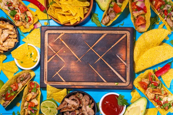 Geleneksel Meksika Sokak Yemekleri Fast Food Geçmişi Mısır Taco Etli — Stok fotoğraf