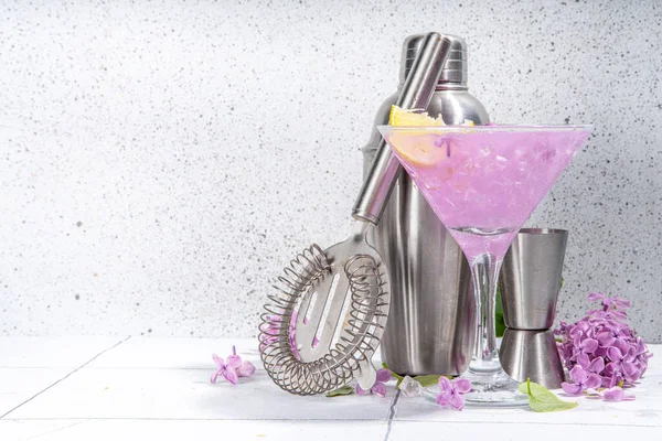 Lilac Drink Alternativní Organický Přírodní Daikiri Koktejl Nebo Mocktail Infuzní — Stock fotografie