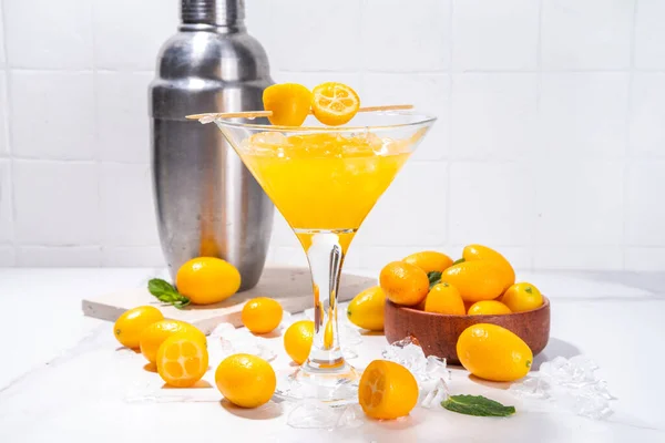 Kumquat Martini Cocktail Non Alcohol Mocktail Tropical Citrus Fruit Drink — Stockfoto
