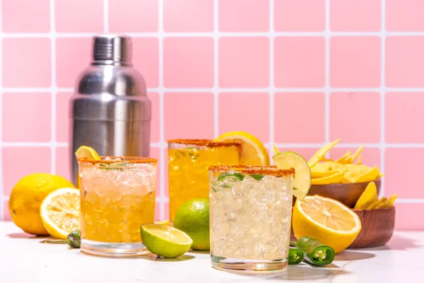 Set Med Tequila Margarita Mexikanska Cocktails Med Jalapeno Peppar Lime — Stockfoto