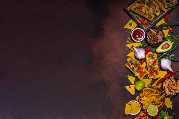 Traditional Mexican Street Food Fast Food Background Corn Taco Nachos — Φωτογραφία Αρχείου