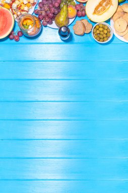 Buon Ferragosto (İtalyanca mutlu) tatil geçmişi. Yaz İtalyan hasat festivali 15 Ağustos brunch, aile partisi karpuz, kavun, üzüm, peynir, atıştırmalık, içecekler