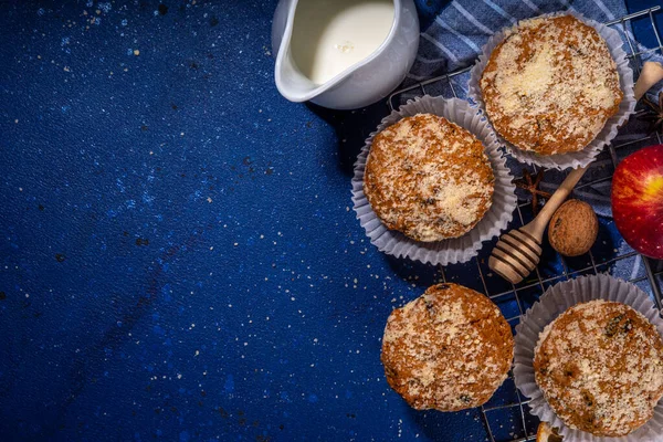 Torta Mele Sbriciolare Muffin Streusel Dolce Pasticceria Autunnale Con Fette — Foto Stock