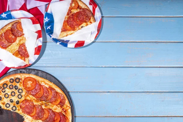 Juli Ferienparty Pizza Juli Vaterländischer Unabhängigkeitstag Festessen Und Picknick Pepperoni — Stockfoto
