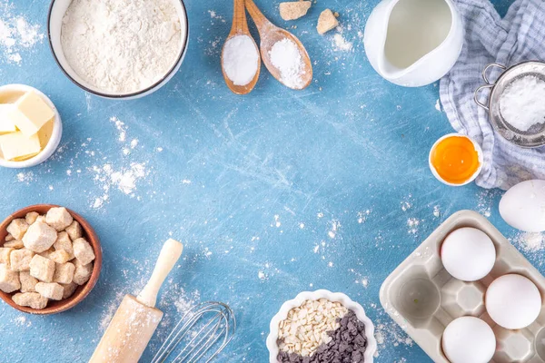 Baking Ingredients Background Cooking Ingredients Flour Eggs Milk Brown Sugar — стоковое фото