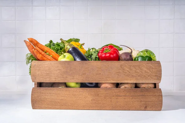 유기농 쇼핑의 생야채와 — 스톡 사진