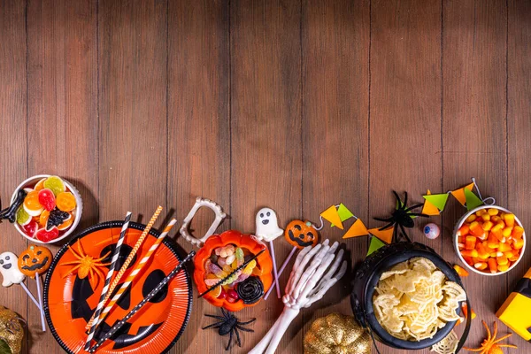 Halloween Sladkosti Občerstvení Stůl Sada Halloween Večeře Jídlo Cukroví Občerstvení — Stock fotografie