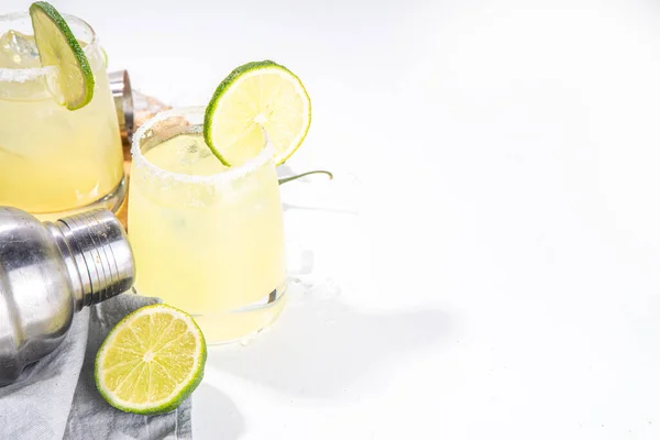 Bebida Clássica Tequila Margarita Refrescante Coquetel Alcoólico Doce Azedo Com — Fotografia de Stock