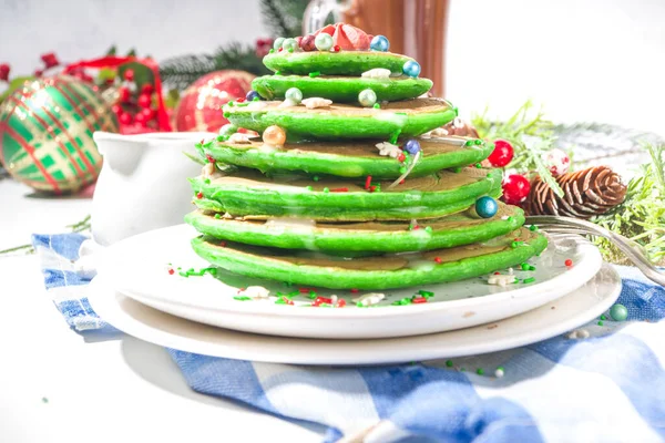 Stack Green Colored Breakfast Pancakes Christmas Tree Sugar Sprinkles Festive — Stock Photo, Image