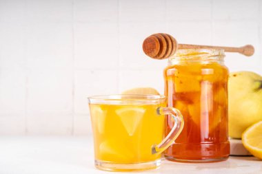 Geleneksel Kore ayva çayı, MoGua sıcak sonbahar çayı elmalı, limonlu ve ballı.