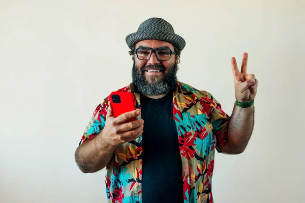 Bearded Fat Man Using Smartphone — Stock Photo, Image