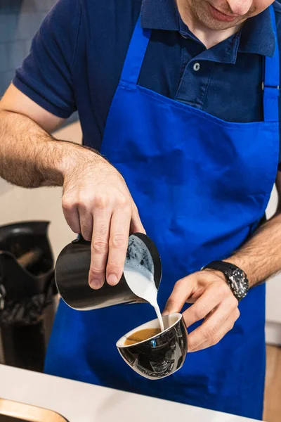 Professional Barista Who Prepares Coffee Latte His Small Business — Stock Photo, Image