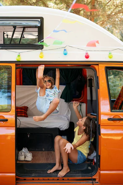 Happy Children Have Fun Wonderful Camping Day Vanlife Concept — Stock Photo, Image