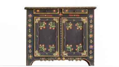 beyaz arkaplan ile boyanmış küçük dolap