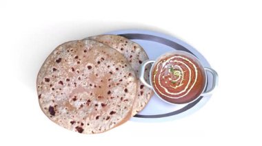 tahıl ekmeği ve baharat paneer
