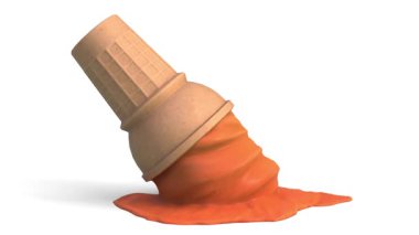 Beyaz arka planda erimiş dondurma