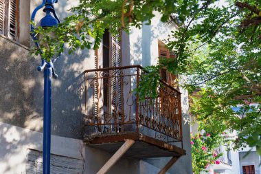 Pefkochori 'deki eski şehir manzarası, tebeşir ağacı - Yunanistan