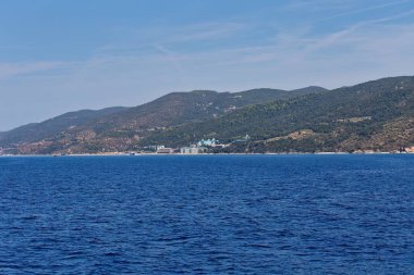 Athos yarımadasındaki gemiden deniz dağlarına - Chalkidiki - Yunanistan