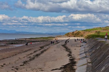 Heysham 'daki deniz ve plaj manzarası - Lancashire - Büyük Britanya