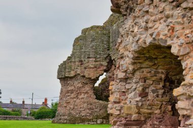 Şehrin en ünlü kalesi Castell Rhuddlan 'ın, Rhyl' in, Galler 'in, Büyük Britanya' nın kalıntıları.