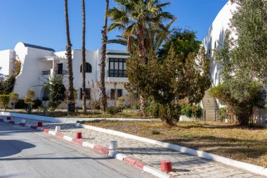 Port el Kantaoui 'deki modern şehrin sokağı - Susa - Tunus