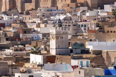 Sousse - Tunus 'taki kuleden eski şehir Medine manzarası