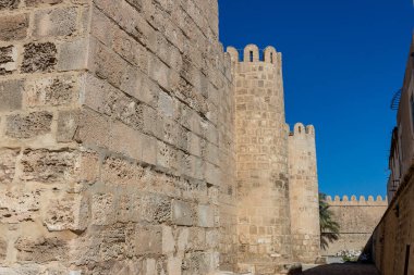 Sousse - Tunus 'taki Ribat Kulesi ve duvarları