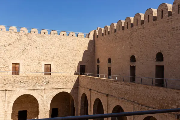 Sousse - Tunus 'taki Ribat' ın duvar ve odaları