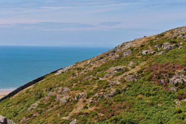 Barmouth 'taki deniz kıyısının güzel manzarası Gwynedd- Wales - Büyük Britanya