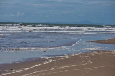 Tal-y-bont 'taki kumsal manzarası - Gwynedd - Galler - Büyük Britanya