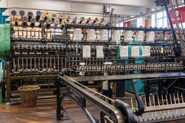 Bradford Endüstri Müzesi 'ndeki bir makinenin görüntüsü - Bradford - Batı Yorkshire - Büyük Britanya